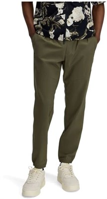 {{productViewItem.photos[photoViewList.activeNavIndex].Alt || productViewItem.photos[photoViewList.activeNavIndex].Description || 'Under Armour Брюки UA Vibe Woven Jogger'}}