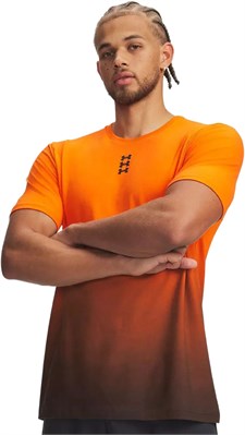{{productViewItem.photos[photoViewList.activeNavIndex].Alt || productViewItem.photos[photoViewList.activeNavIndex].Description || 'Under Armour Футболка UA M HOOPS TRIPLE LOGO SS'}}