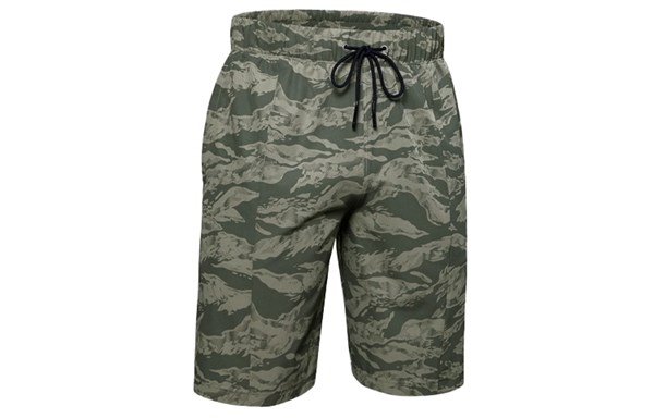 Under Armour Baselin Casual Shorts Men Green 1351291-388