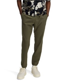 {{productViewItem.photos[photoViewList.activeNavIndex].Alt || productViewItem.photos[photoViewList.activeNavIndex].Description || 'UA VibeWoven Joggers'}}