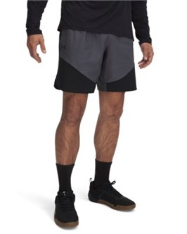 {{productViewItem.photos[photoViewList.activeNavIndex].Alt || productViewItem.photos[photoViewList.activeNavIndex].Description || 'UA Vanish EliteHybrid Shorts'}}