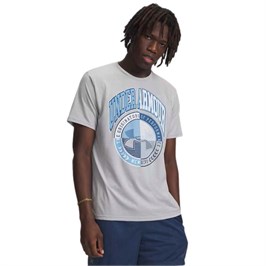 {{productViewItem.photos[photoViewList.activeNavIndex].Alt || productViewItem.photos[photoViewList.activeNavIndex].Description || 'Футболка UA M VARSITY CREST SS'}}