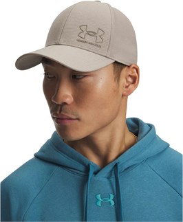 {{productViewItem.photos[photoViewList.activeNavIndex].Alt || productViewItem.photos[photoViewList.activeNavIndex].Description || 'Under Armour Кепка M AV LOW STR'}}