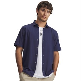 {{productViewItem.photos[photoViewList.activeNavIndex].Alt || productViewItem.photos[photoViewList.activeNavIndex].Description || 'Поло Curry Overshirt'}}