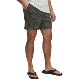 Under Armour Casual Shorts Men's Green 1390012-390